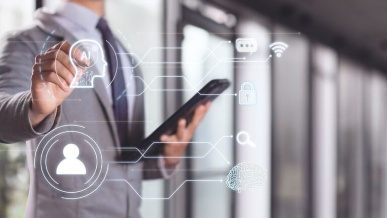 Conoce las carreras universitarias que podrían verse afectadas por la IA en el trabajo